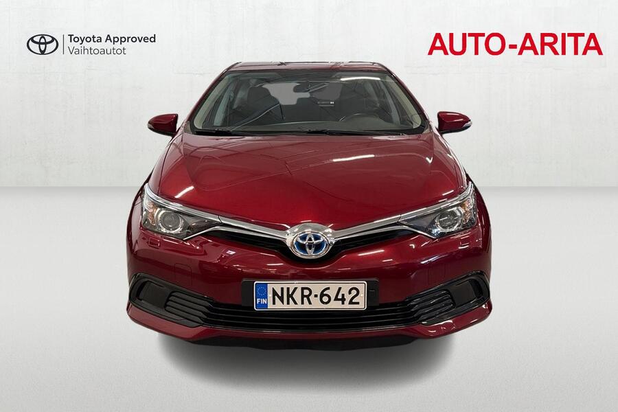 Toyota Auris vaihtoauto