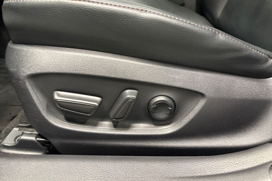 Toyota Camry vaihtoauto