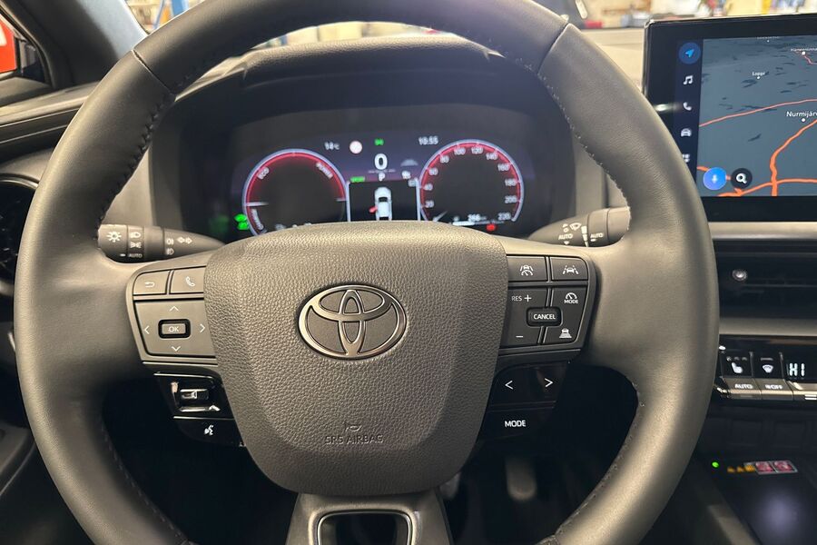 Toyota C-HR vaihtoauto