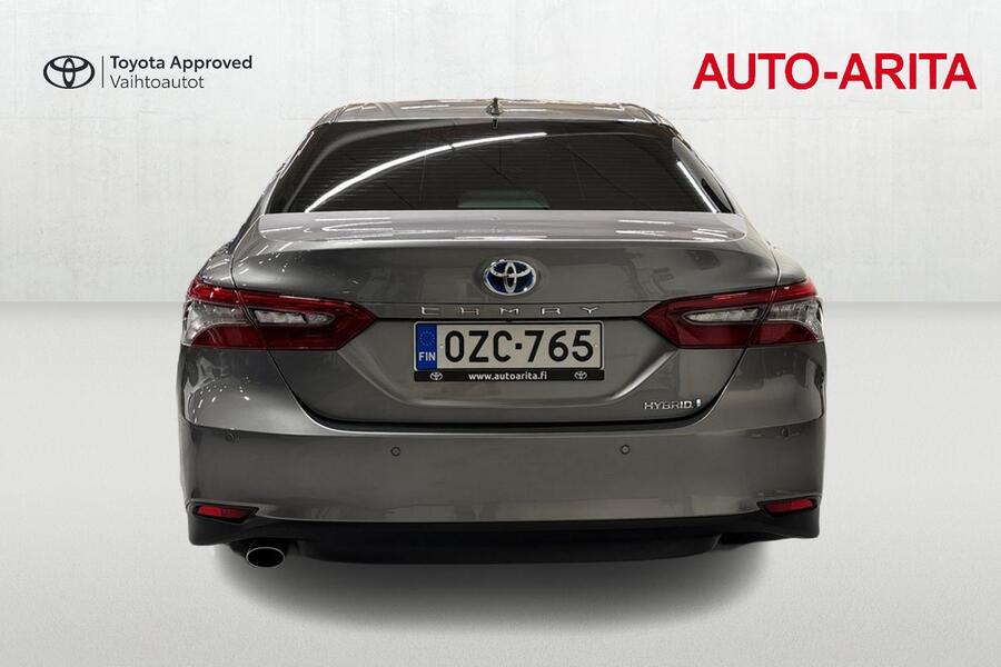 Toyota Camry vaihtoauto