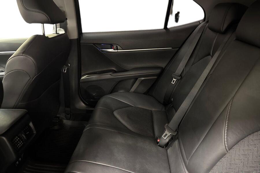 Toyota Camry vaihtoauto