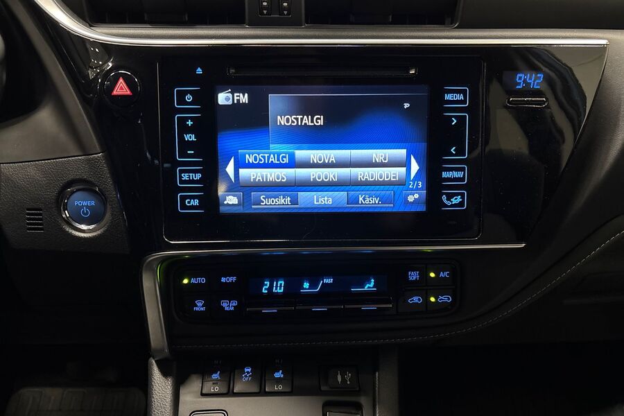 Toyota Auris vaihtoauto