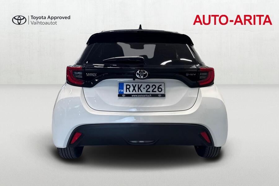 Toyota Yaris vaihtoauto