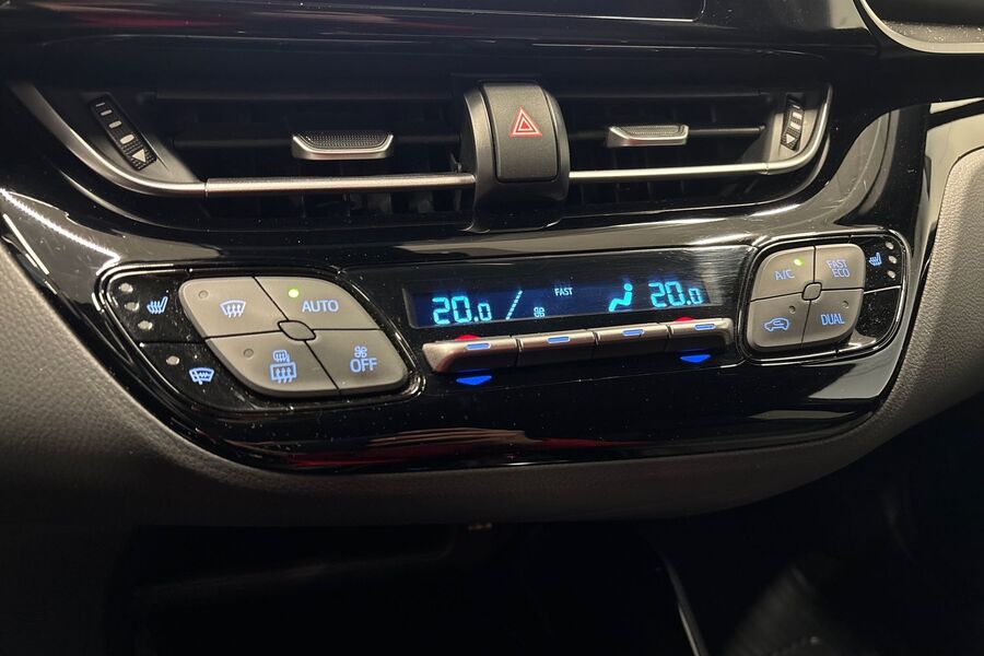 Toyota C-HR vaihtoauto