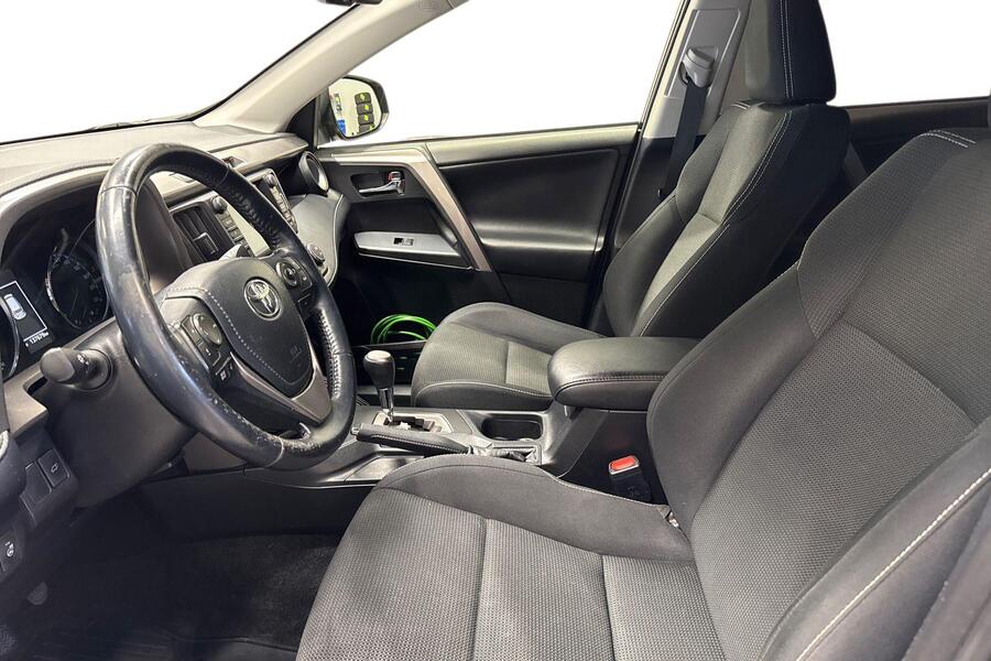 Toyota RAV4 vaihtoauto