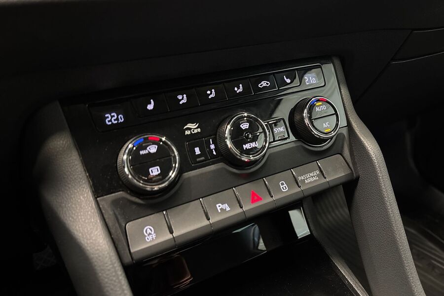 Skoda Karoq vaihtoauto