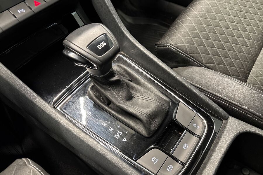 Skoda Karoq vaihtoauto