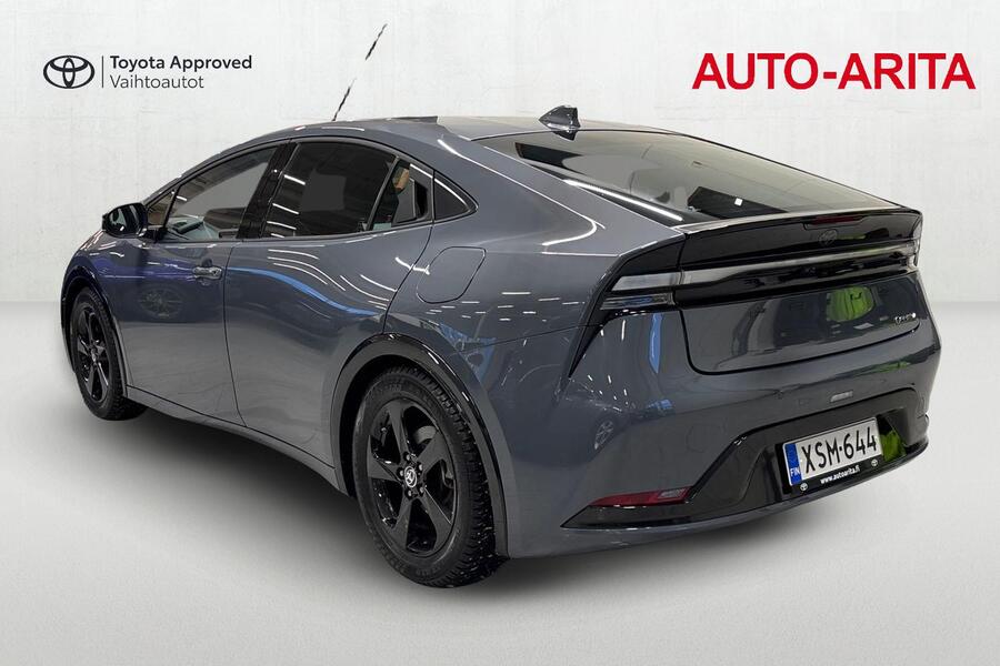 Toyota Prius Plug-in vaihtoauto