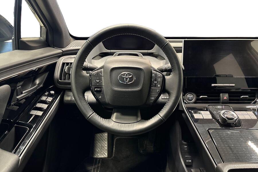 Toyota bZ4X vaihtoauto