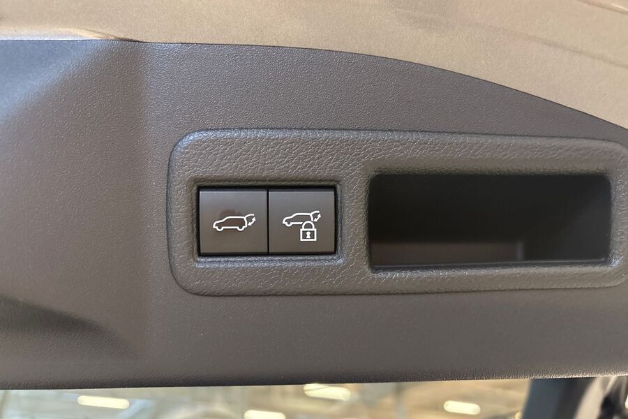 Toyota bZ4X vaihtoauto