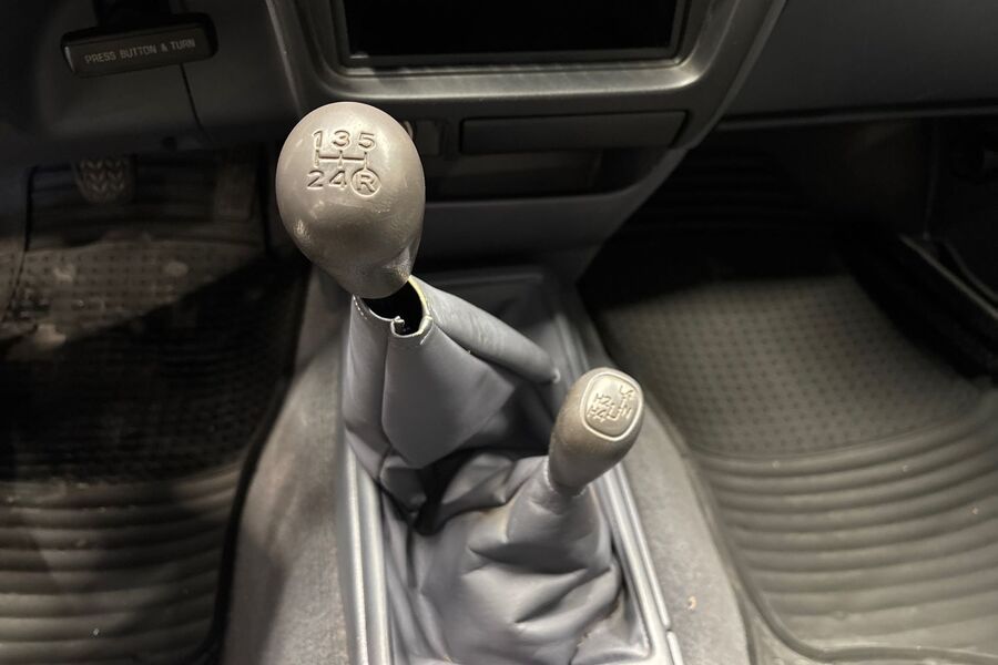 Toyota Hilux vaihtoauto