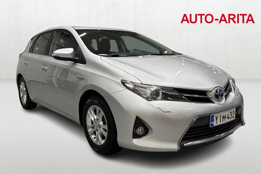 Toyota Auris vaihtoauto