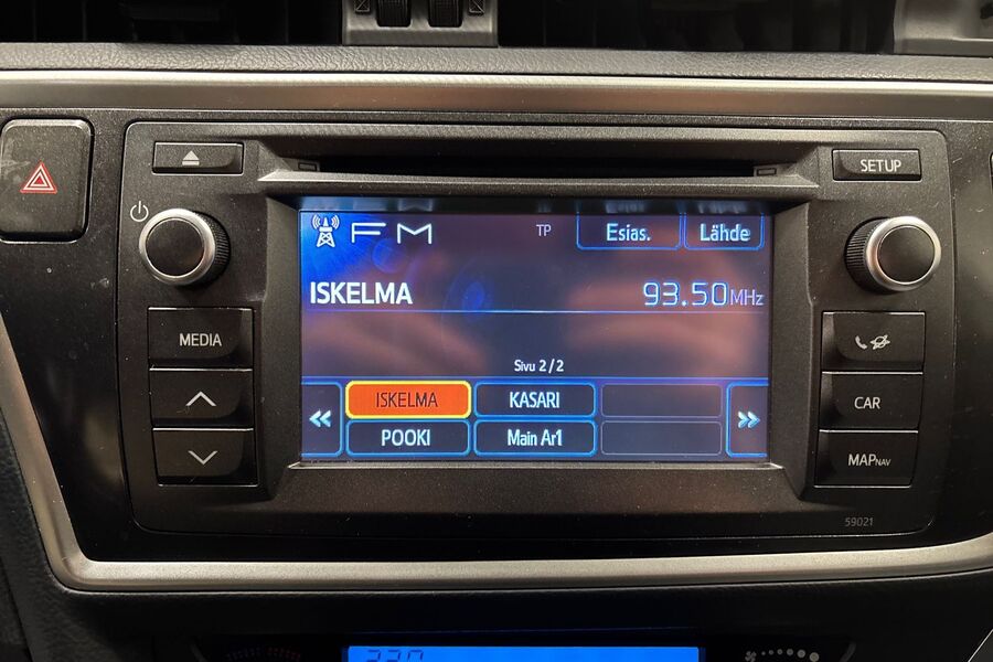 Toyota Auris vaihtoauto