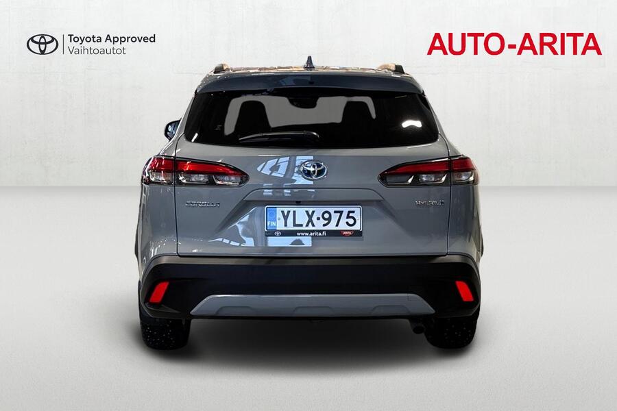 Toyota Corolla Cross vaihtoauto