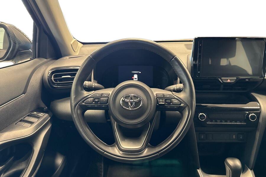 Toyota Yaris Cross vaihtoauto