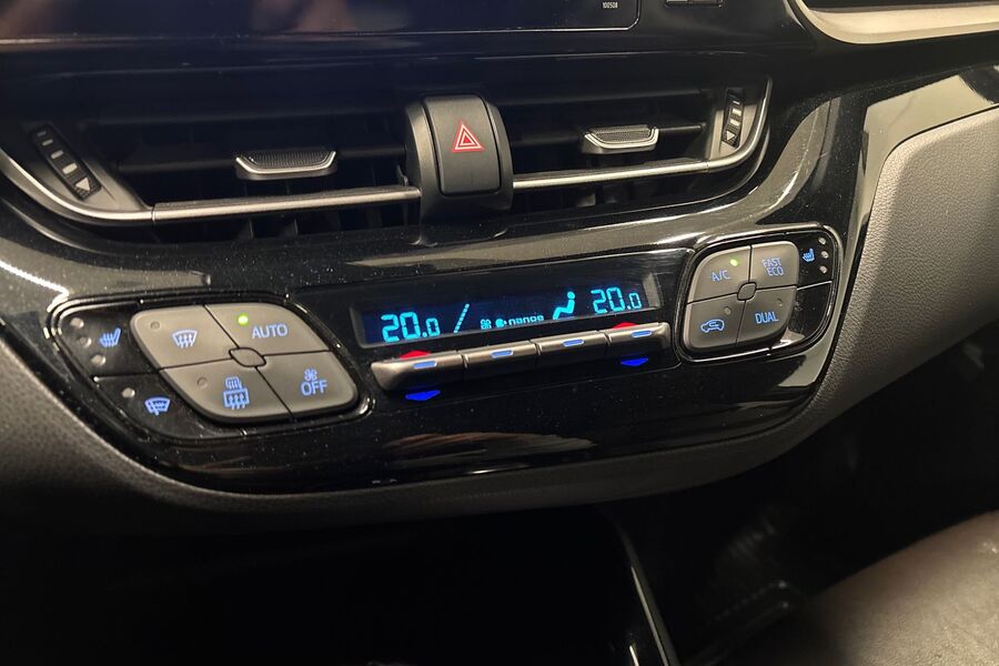 Toyota C-HR vaihtoauto