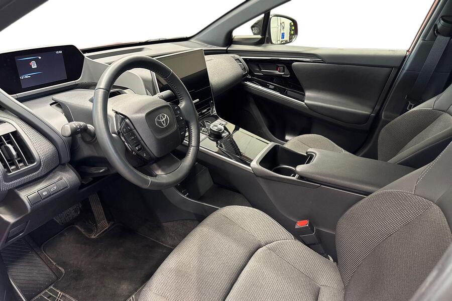 Toyota bZ4X vaihtoauto