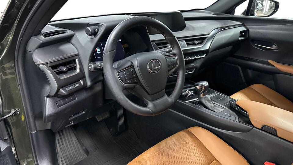 Lexus UX vaihtoauto