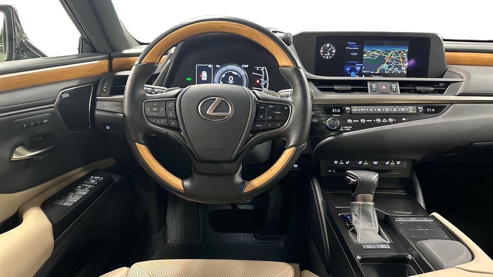 Lexus ES vaihtoauto