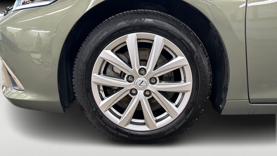 Lexus ES vaihtoauto