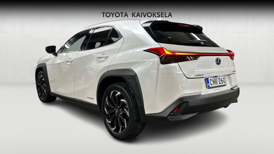 Lexus UX vaihtoauto