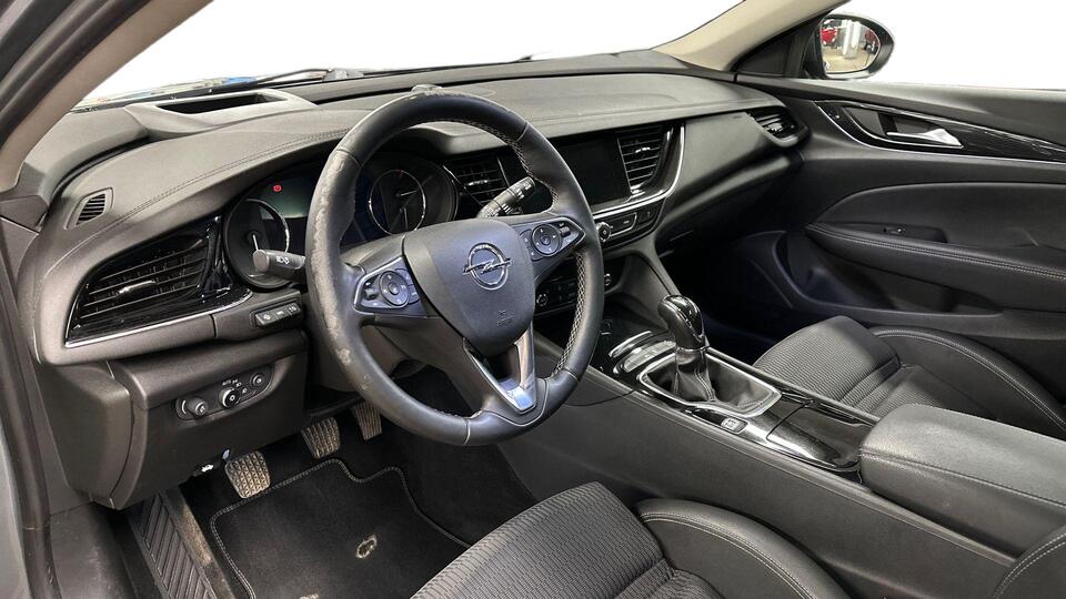 Opel Insignia vaihtoauto