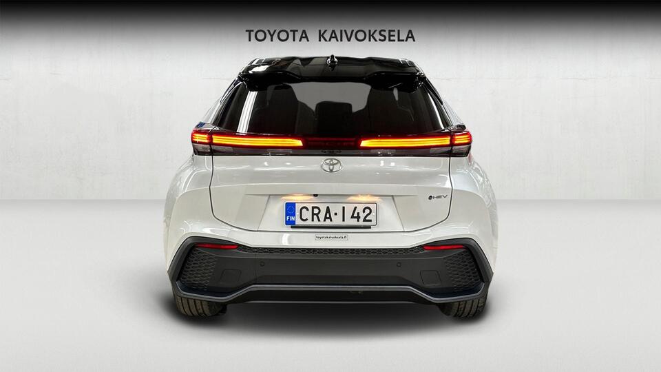Toyota C-HR vaihtoauto
