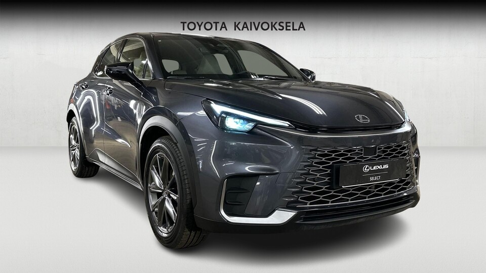 Lexus LBX vaihtoauto