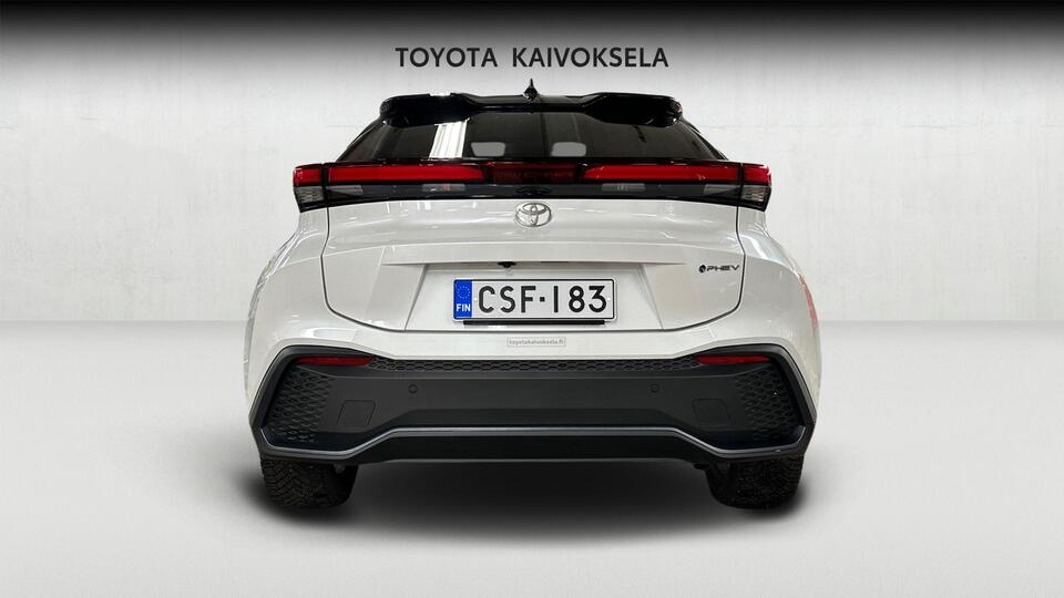 Toyota C-HR vaihtoauto