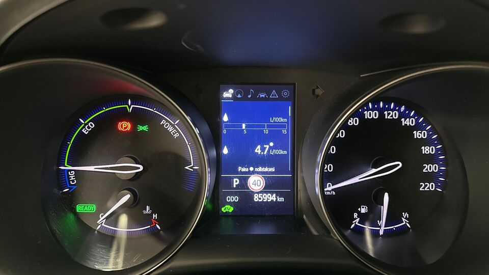 Toyota C-HR vaihtoauto