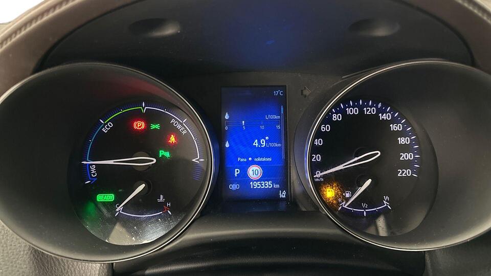 Toyota C-HR vaihtoauto