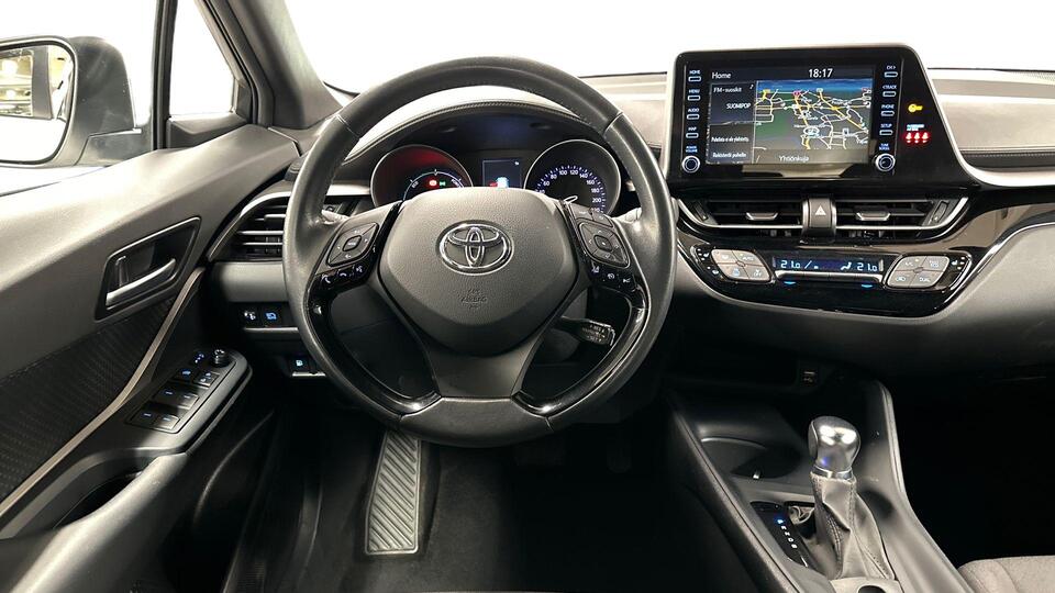 Toyota C-HR vaihtoauto