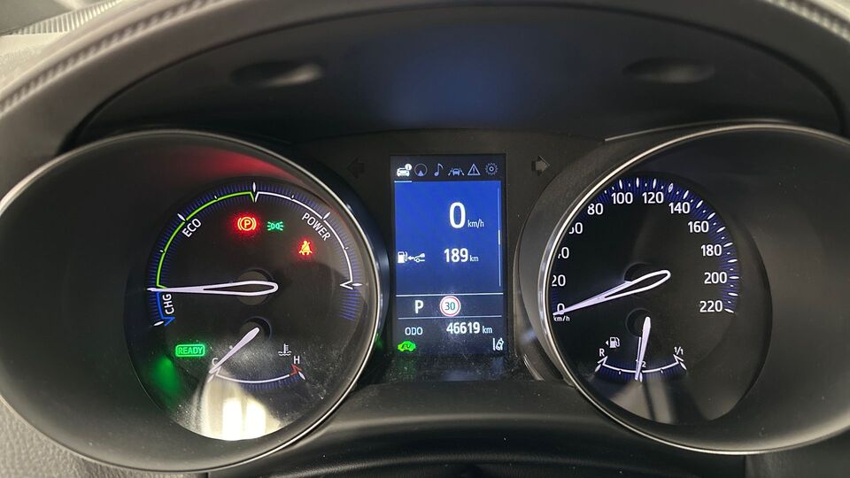 Toyota C-HR vaihtoauto