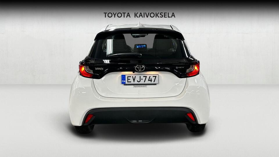 Toyota Yaris vaihtoauto