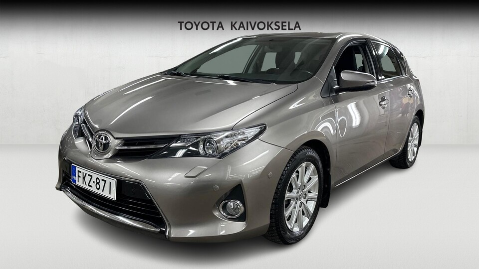 Toyota Auris vaihtoauto