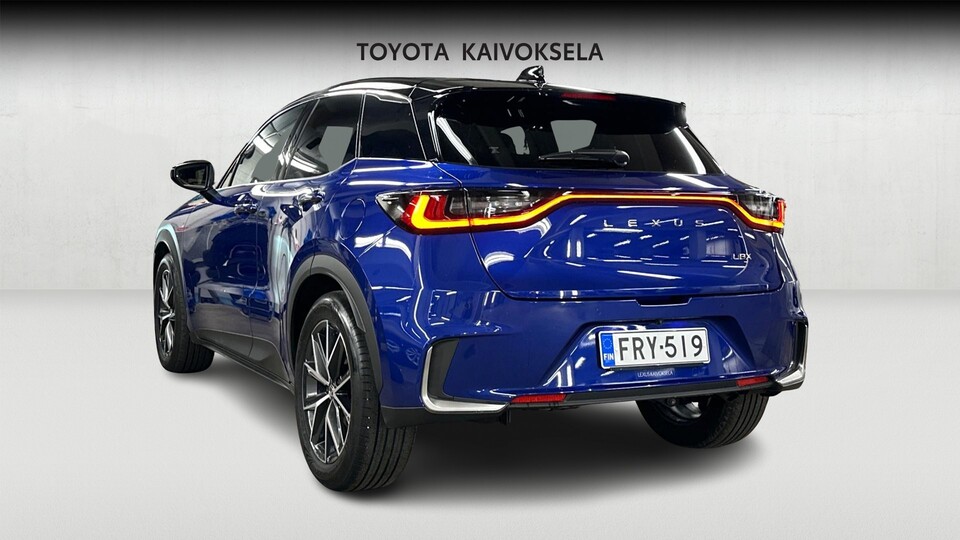 Lexus LBX vaihtoauto