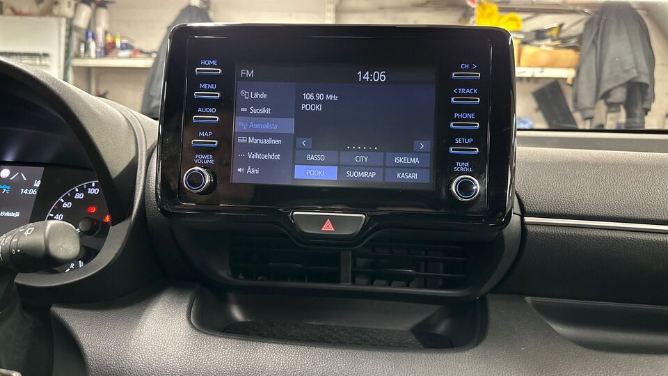 Toyota Yaris vaihtoauto