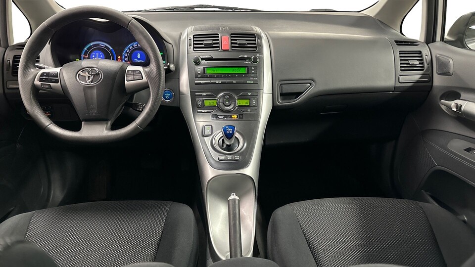 Toyota Auris vaihtoauto