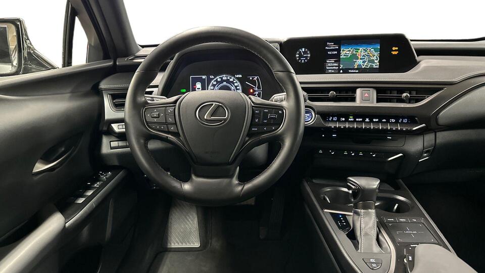 Lexus UX vaihtoauto