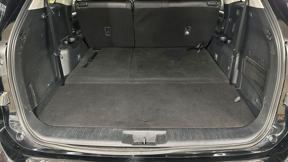 Toyota Land Cruiser vaihtoauto