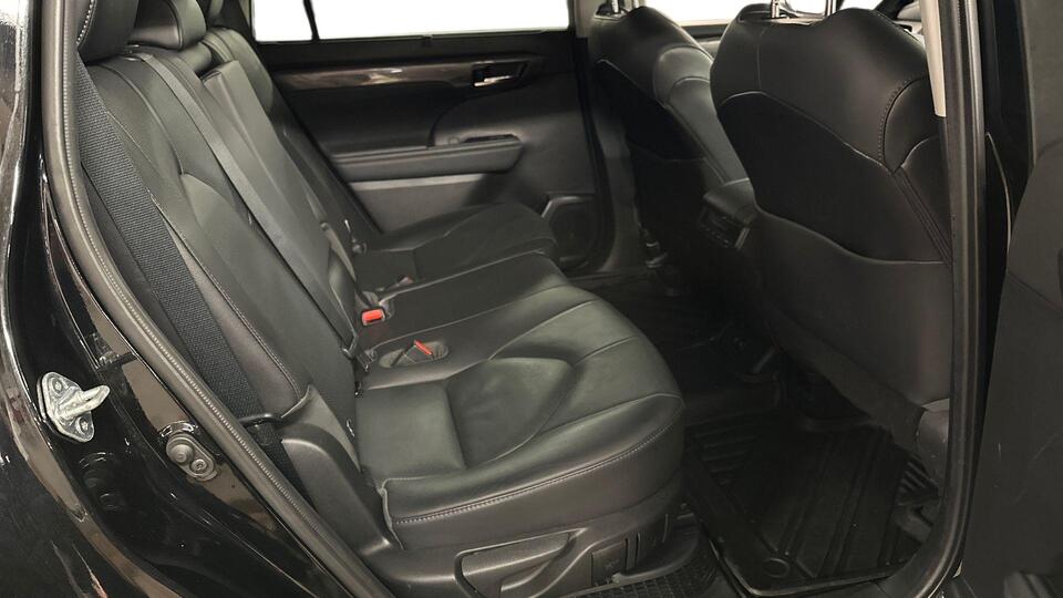 Toyota Land Cruiser vaihtoauto