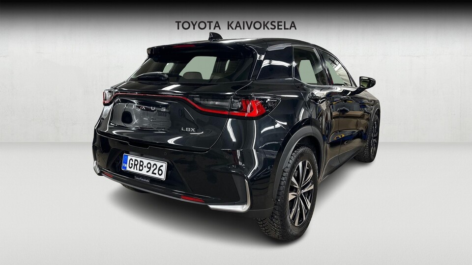 Lexus LBX vaihtoauto