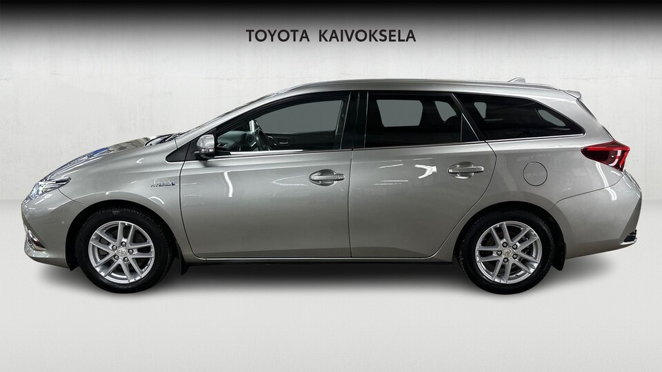 Toyota Auris vaihtoauto