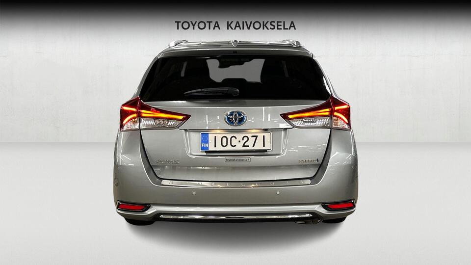 Toyota Auris vaihtoauto