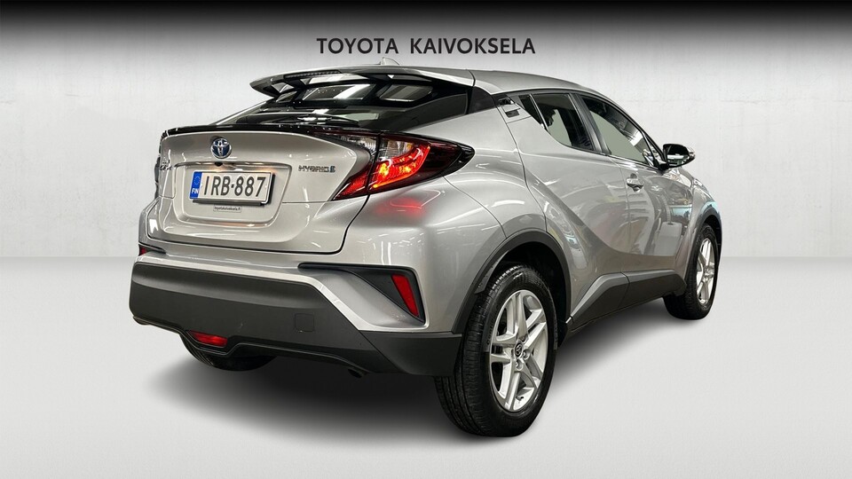 Toyota C-HR vaihtoauto