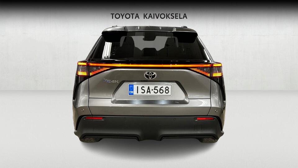 Toyota bZ4X vaihtoauto