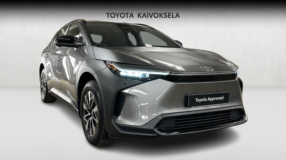 Toyota bZ4X vaihtoauto