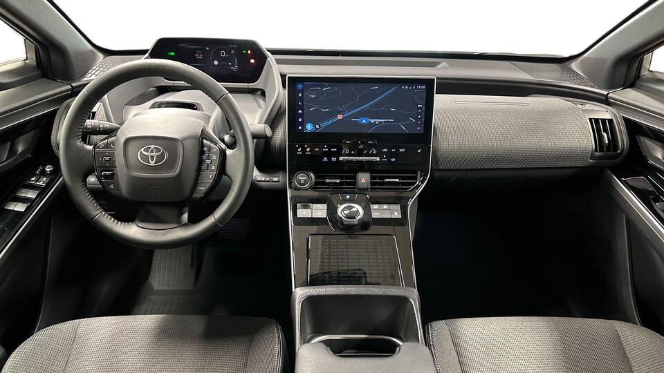 Toyota bZ4X vaihtoauto