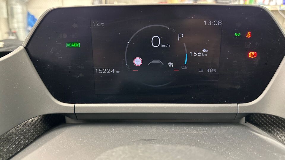 Toyota bZ4X vaihtoauto