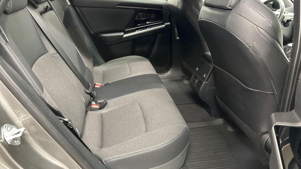 Toyota bZ4X vaihtoauto